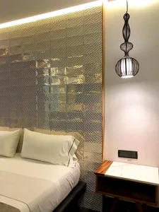 Deluxe