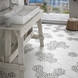 Hexatile