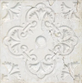 Aged White Ornato