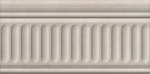 Kerama Marazzi Бордюр Александрия светлый 19032/3F 9,9x20 матовый