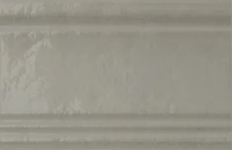 Mirror Baseboard Green