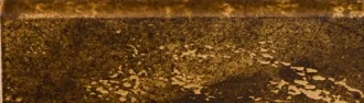 Castano Rodapie